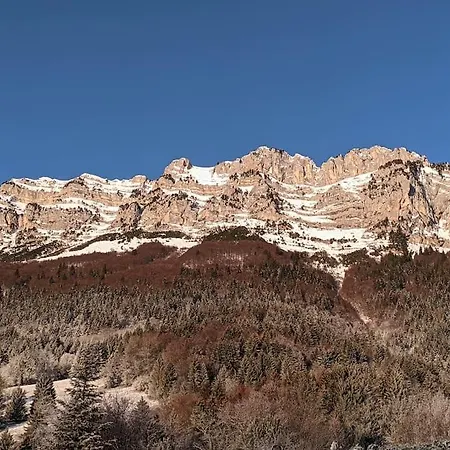 Maison Familiale En Montagne Avec Vue Merveilleuse Sur Le Massif De Belledonne Saint-Bernard  Exterior foto